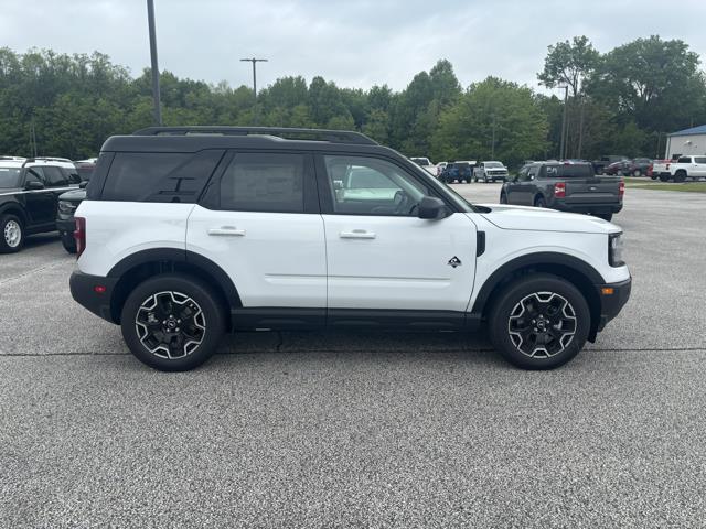 new 2025 Ford Bronco Sport car, priced at $36,045