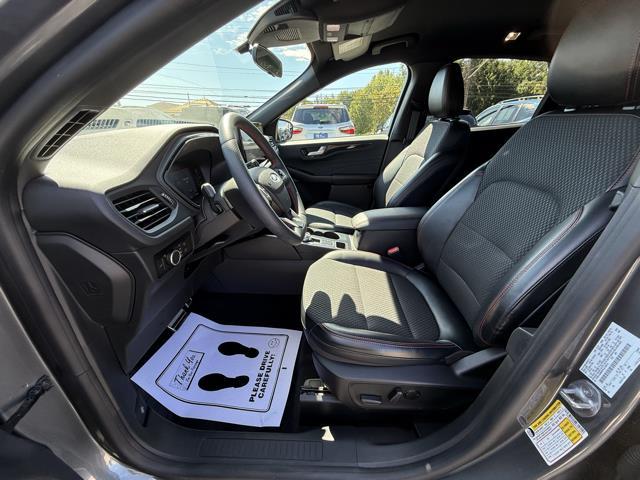 used 2023 Ford Escape car, priced at $26,990