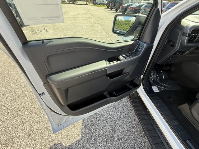 new 2025 Ford F-150 car, priced at $62,810