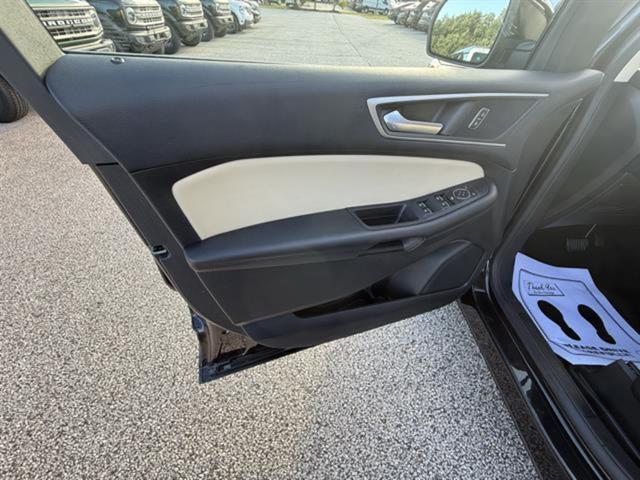 used 2022 Ford Edge car, priced at $26,990
