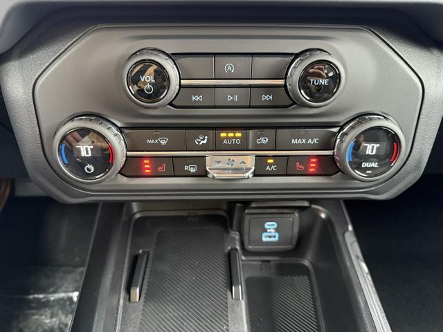 new 2025 Ford Bronco car, priced at $44,300
