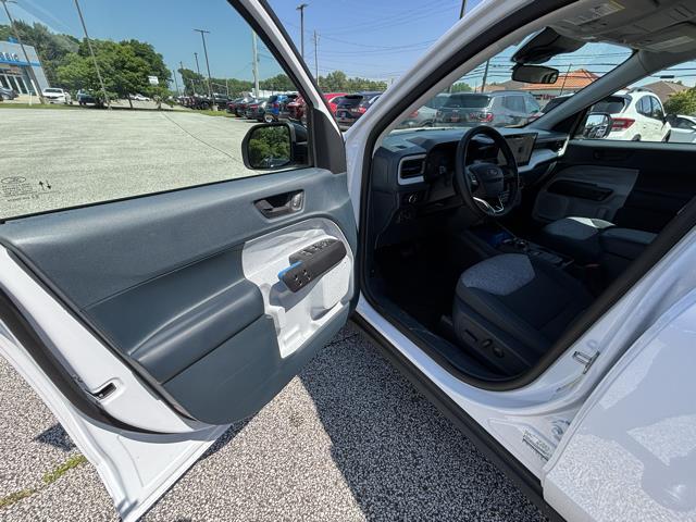 new 2025 Ford Maverick car, priced at $34,695