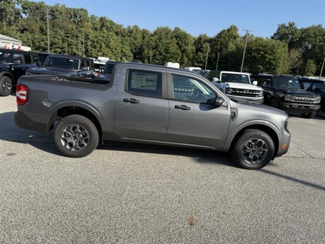 new 2025 Ford Maverick car, priced at $33,900