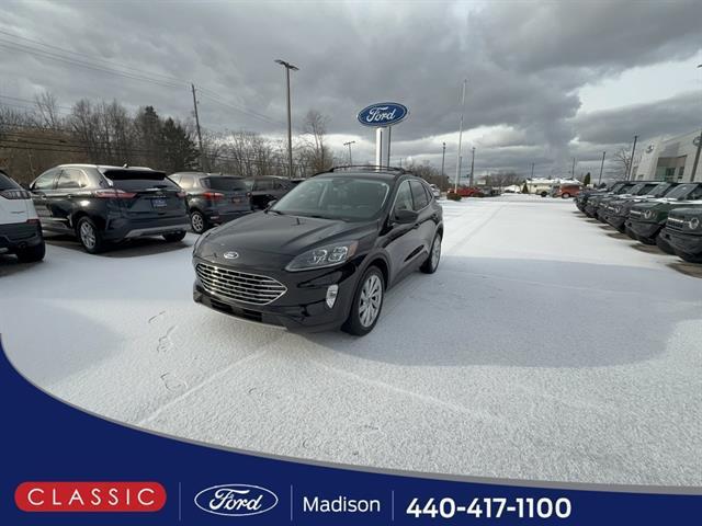 used 2022 Ford Escape car, priced at $23,990