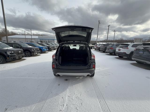 used 2022 Ford Escape car, priced at $23,990