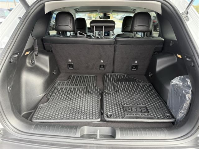 used 2022 Jeep Cherokee car, priced at $25,990