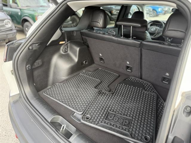 used 2022 Jeep Cherokee car, priced at $25,990