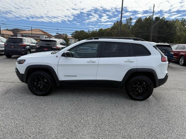 used 2022 Jeep Cherokee car, priced at $25,990