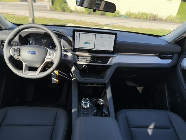 new 2025 Ford Explorer car, priced at $47,220