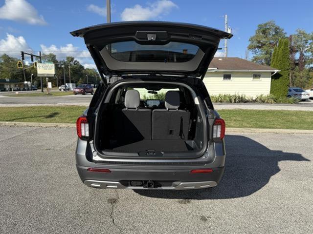 new 2025 Ford Explorer car, priced at $47,220