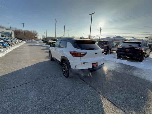 used 2024 Chevrolet TrailBlazer car, priced at $25,990