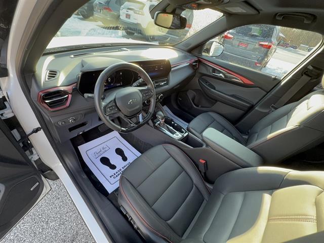 used 2024 Chevrolet TrailBlazer car, priced at $25,990