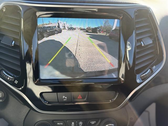 used 2020 Jeep Cherokee car, priced at $16,990