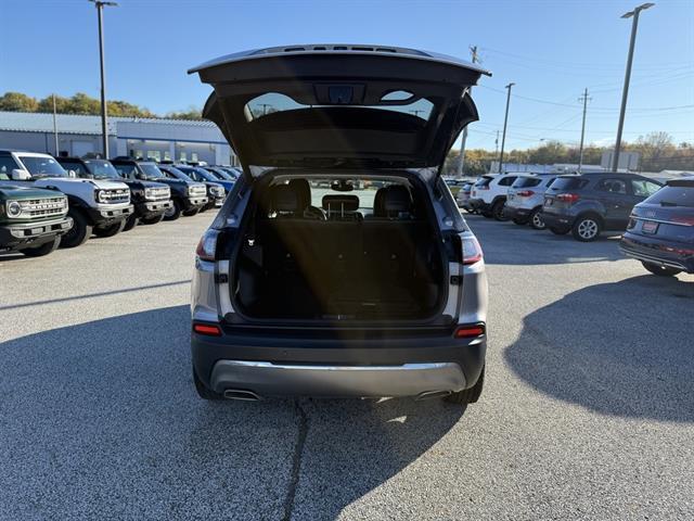 used 2020 Jeep Cherokee car, priced at $16,990