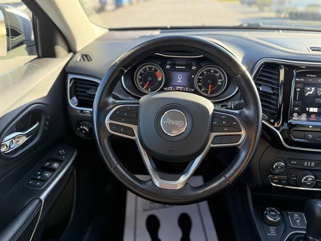 used 2020 Jeep Cherokee car, priced at $16,990