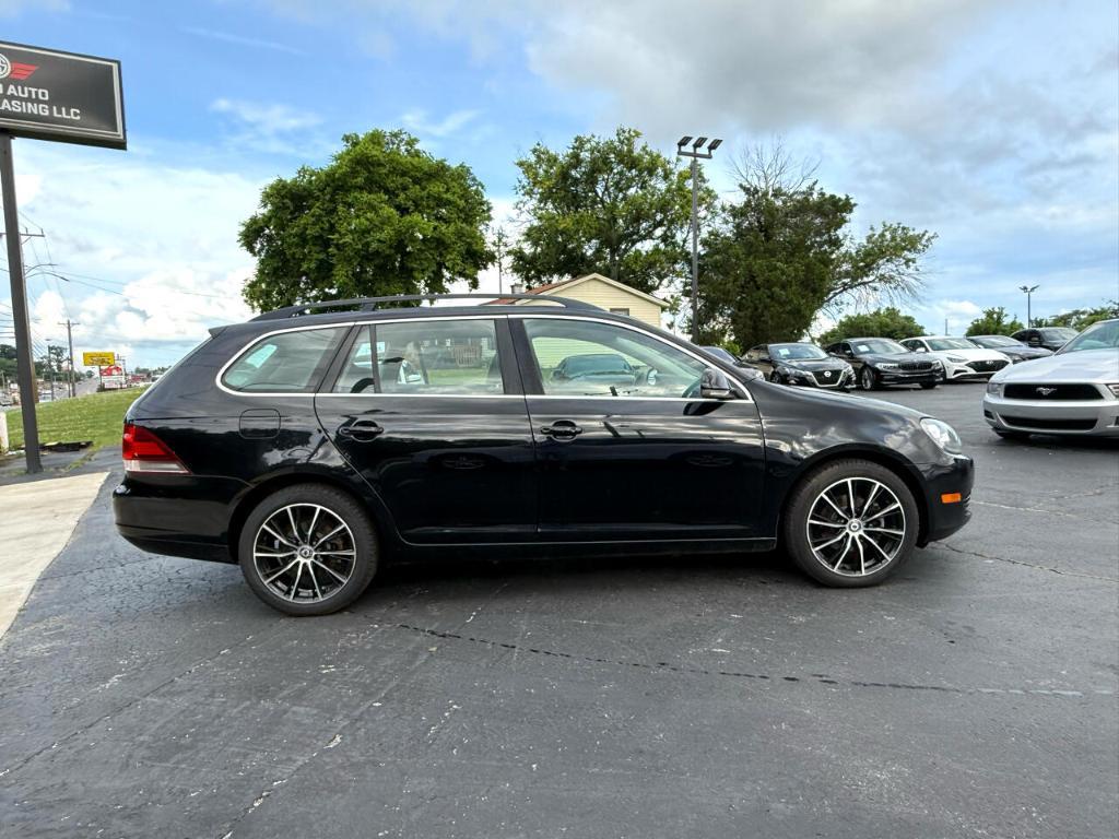 used 2012 Volkswagen Jetta SportWagen car, priced at $7,995