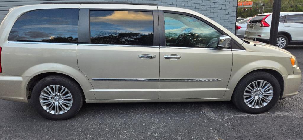 used 2015 Chrysler Town & Country car, priced at $7,995