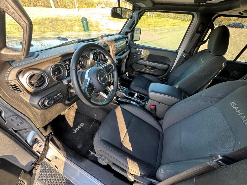 used 2018 Jeep Wrangler Unlimited car, priced at $25,795