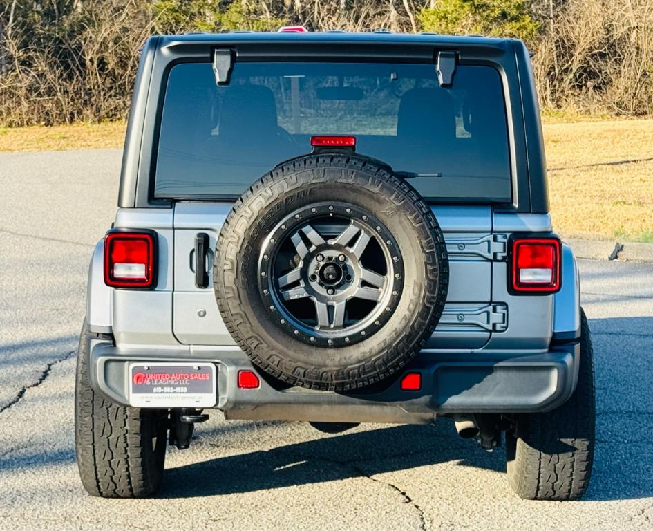 used 2018 Jeep Wrangler Unlimited car, priced at $27,495