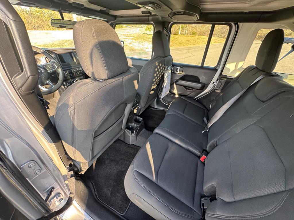 used 2018 Jeep Wrangler Unlimited car, priced at $27,495