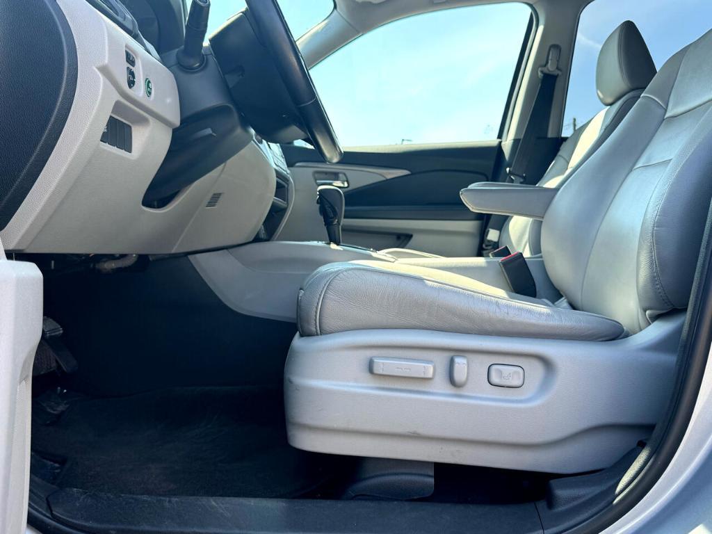 used 2016 Honda Pilot car, priced at $18,495