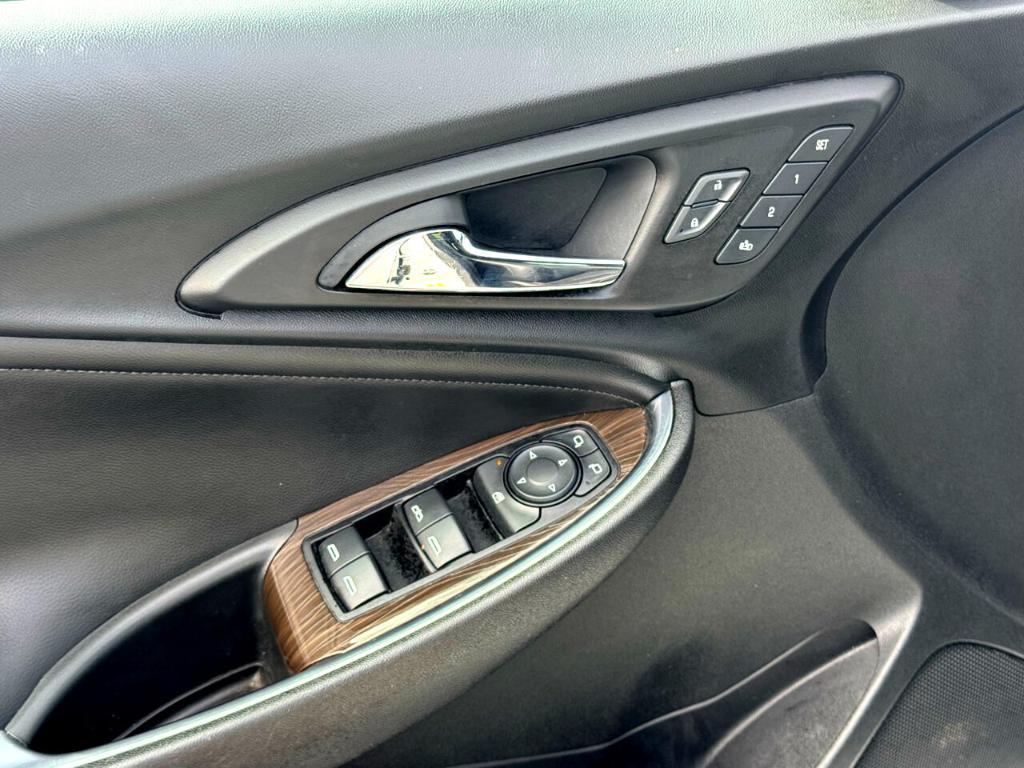 used 2018 Chevrolet Malibu car, priced at $16,500