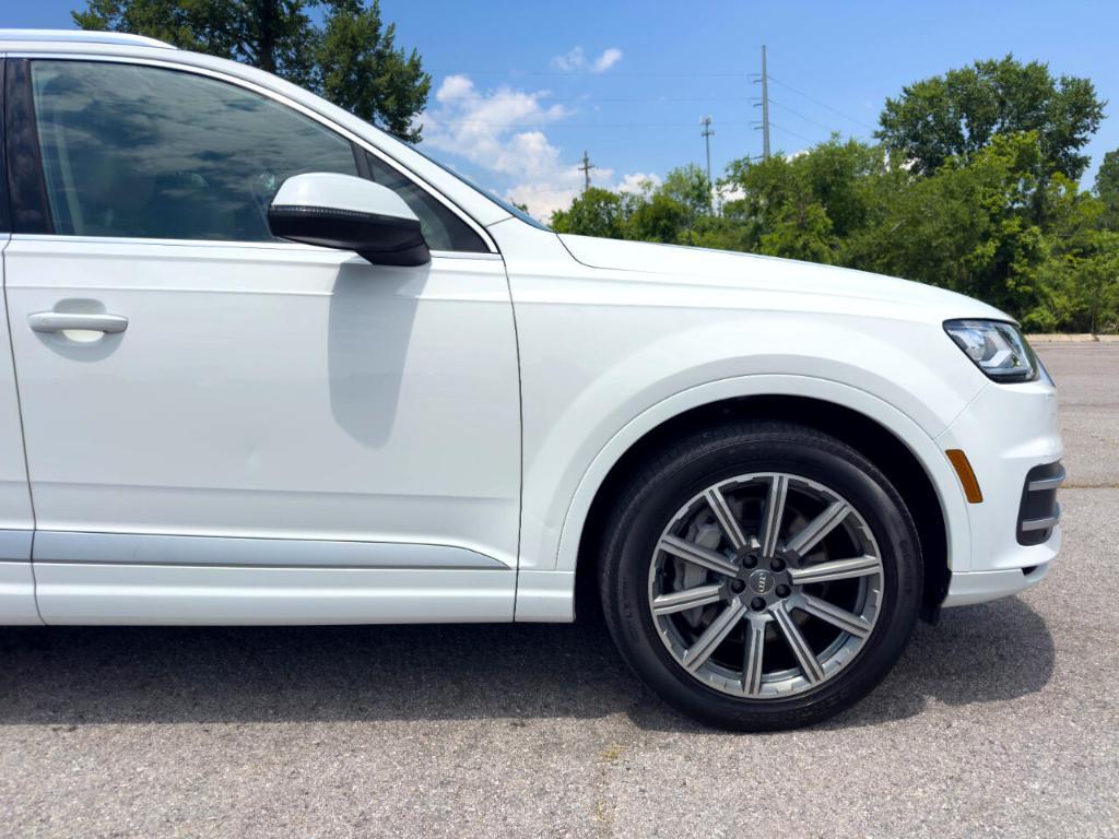 used 2019 Audi Q7 car, priced at $21,995