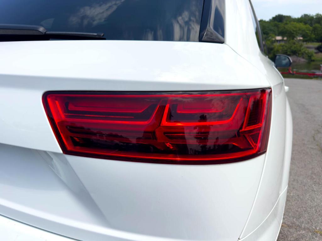 used 2019 Audi Q7 car, priced at $21,995