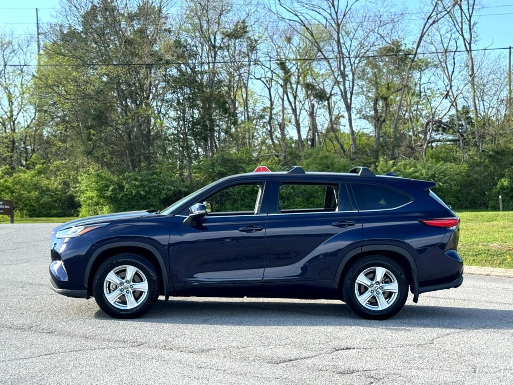 used 2020 Toyota Highlander car, priced at $25,295