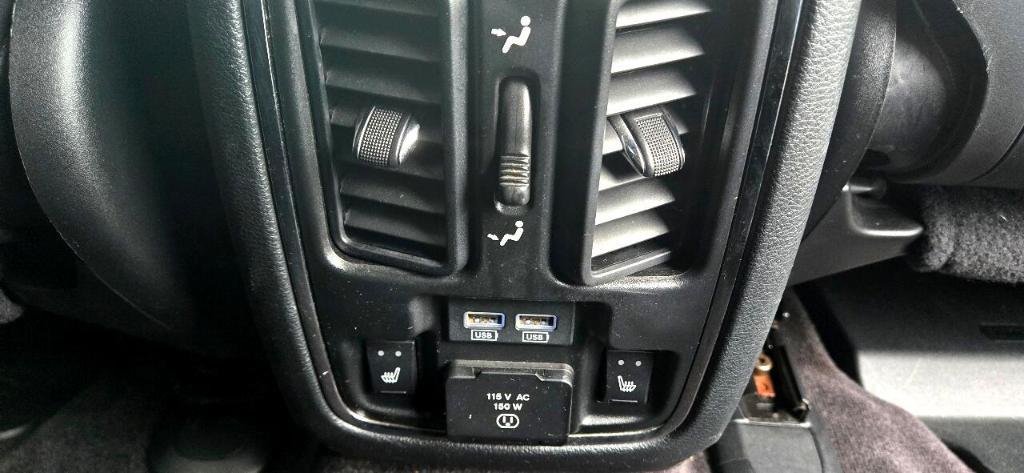 used 2018 Jeep Grand Cherokee car, priced at $18,395