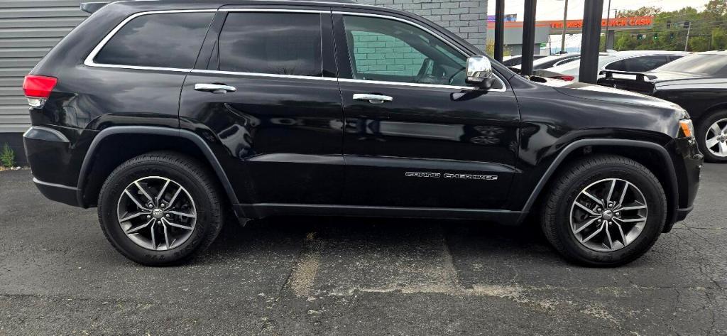 used 2018 Jeep Grand Cherokee car, priced at $18,395