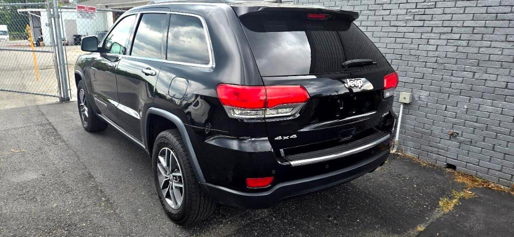 used 2018 Jeep Grand Cherokee car, priced at $18,395