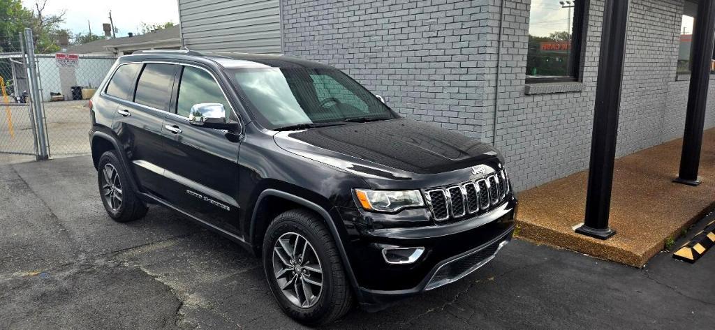 used 2018 Jeep Grand Cherokee car, priced at $18,395