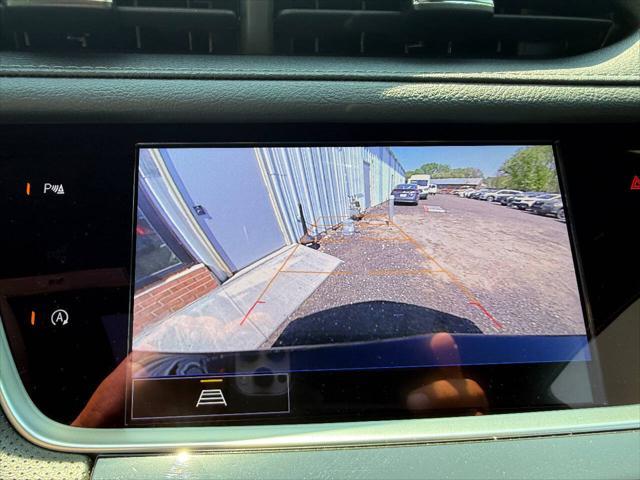 used 2023 Cadillac XT5 car, priced at $27,999