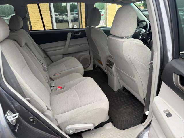 used 2011 Toyota Highlander car, priced at $7,999