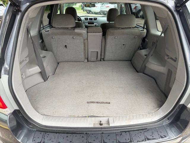 used 2011 Toyota Highlander car, priced at $7,999