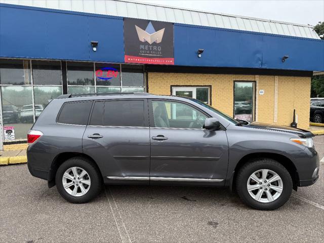 used 2011 Toyota Highlander car, priced at $7,999