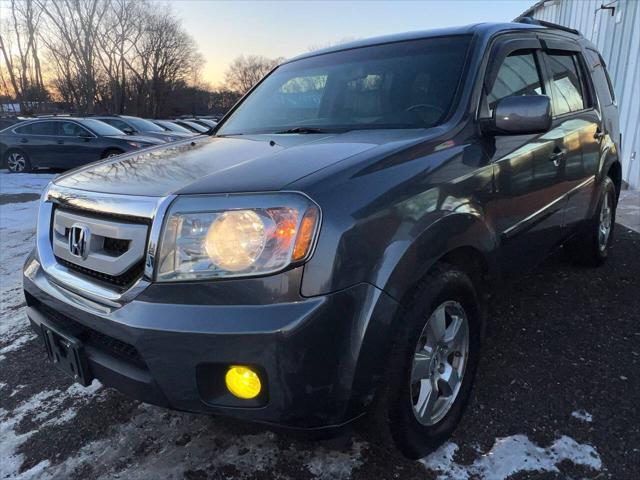 used 2011 Honda Pilot car, priced at $10,500