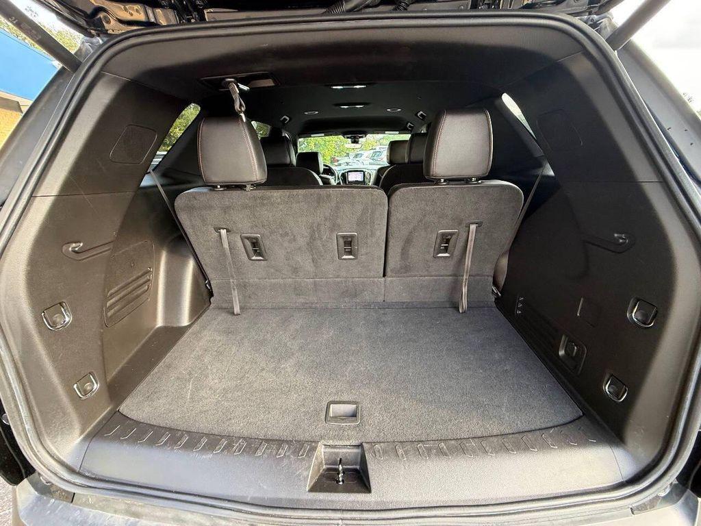 used 2022 Chevrolet Traverse car, priced at $24,999