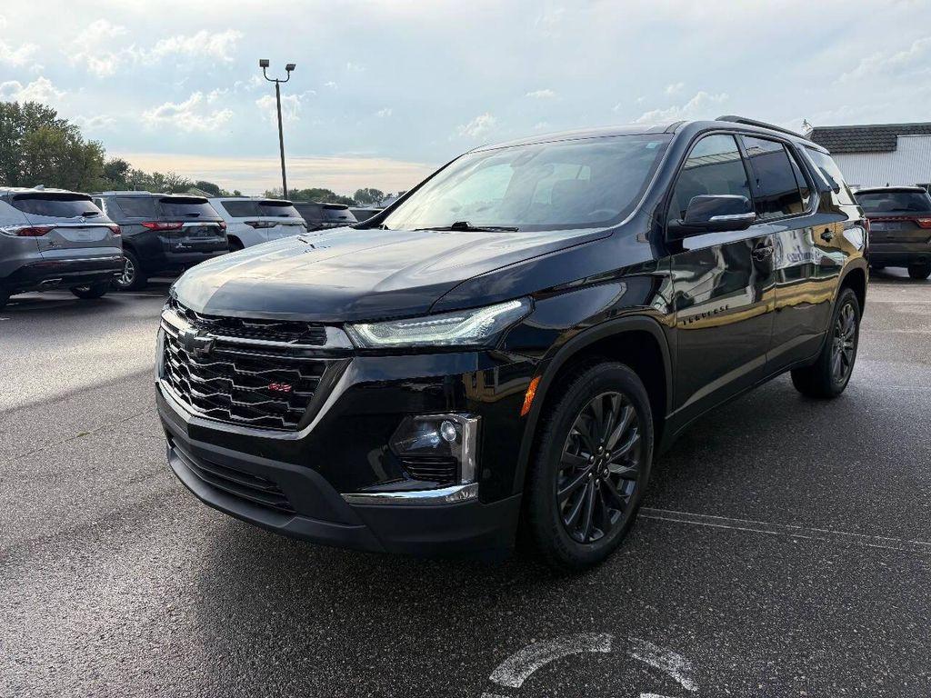 used 2022 Chevrolet Traverse car, priced at $24,999