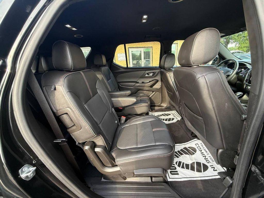 used 2022 Chevrolet Traverse car, priced at $24,999