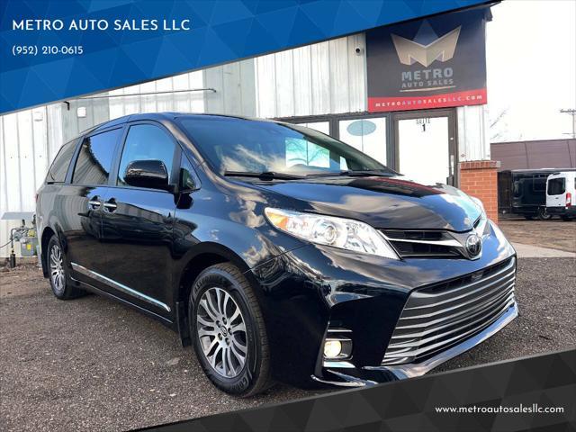 used 2018 Toyota Sienna car, priced at $21,999