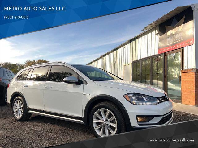 used 2019 Volkswagen Golf Alltrack car, priced at $19,999