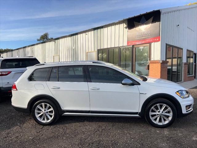 used 2019 Volkswagen Golf Alltrack car, priced at $19,999