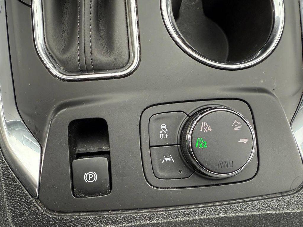 used 2018 Chevrolet Traverse car, priced at $19,999