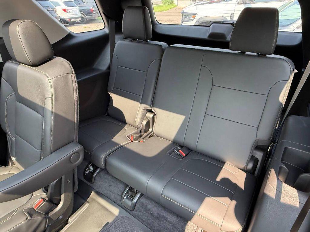 used 2021 Chevrolet Traverse car, priced at $24,999