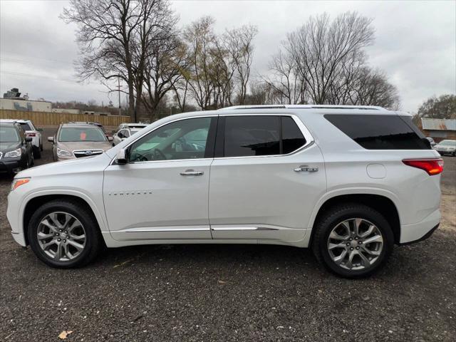 used 2019 Chevrolet Traverse car, priced at $23,999