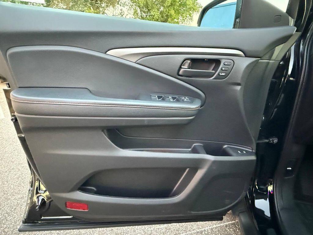 used 2022 Honda Passport car, priced at $23,999