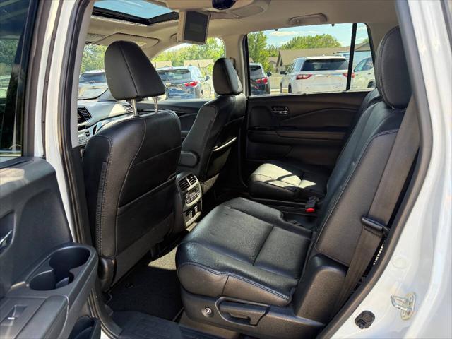 used 2021 Honda Pilot car, priced at $24,999