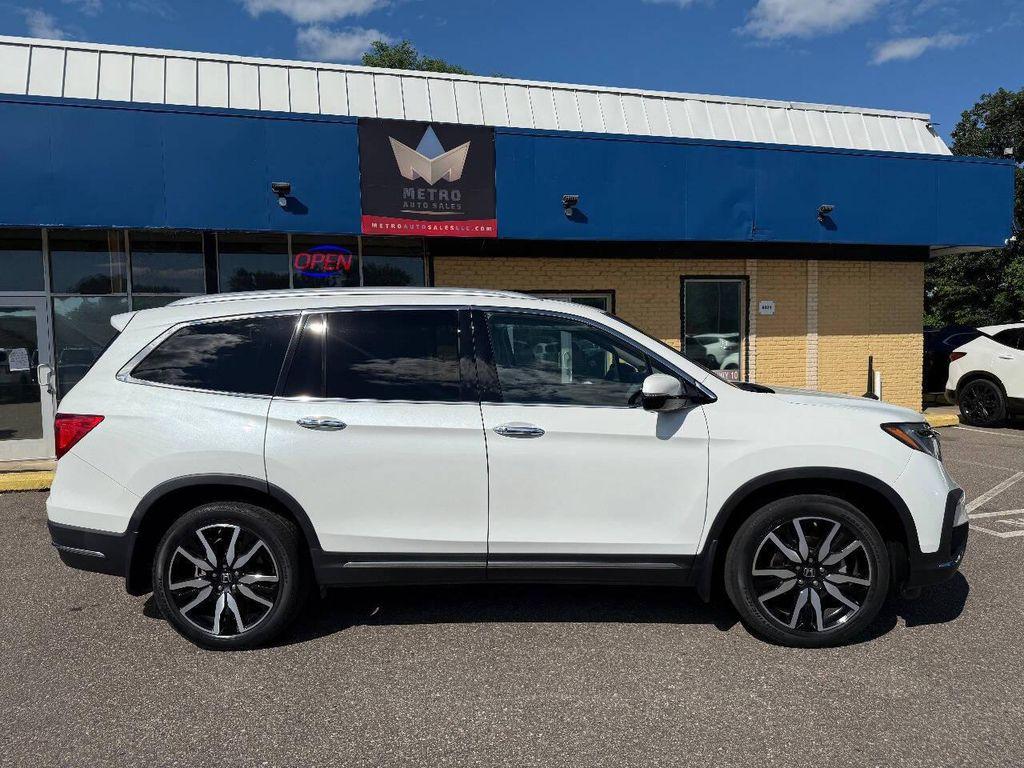 used 2021 Honda Pilot car, priced at $23,999